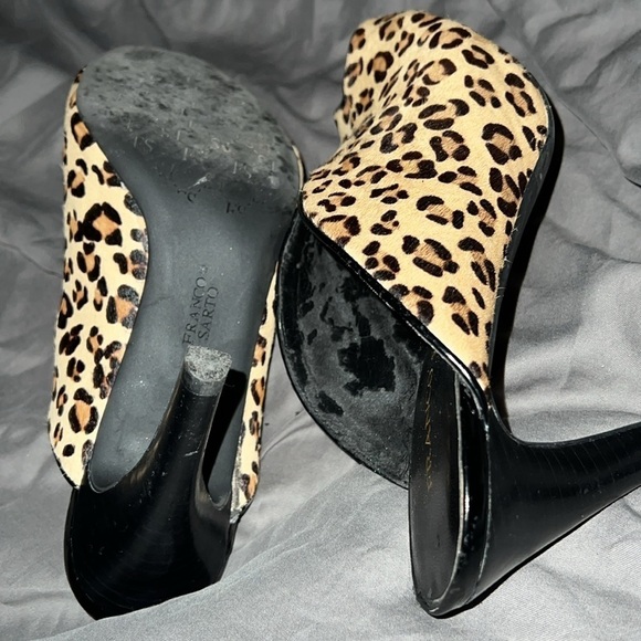 Franco Sarto leopard print peep toe heels mules  Sz 9 - Picture 6 of 8